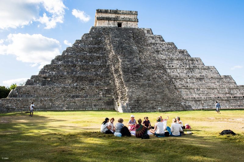 Meditation-Chichen-Itza-Mexiko-Reisen-Sarahgress.com_